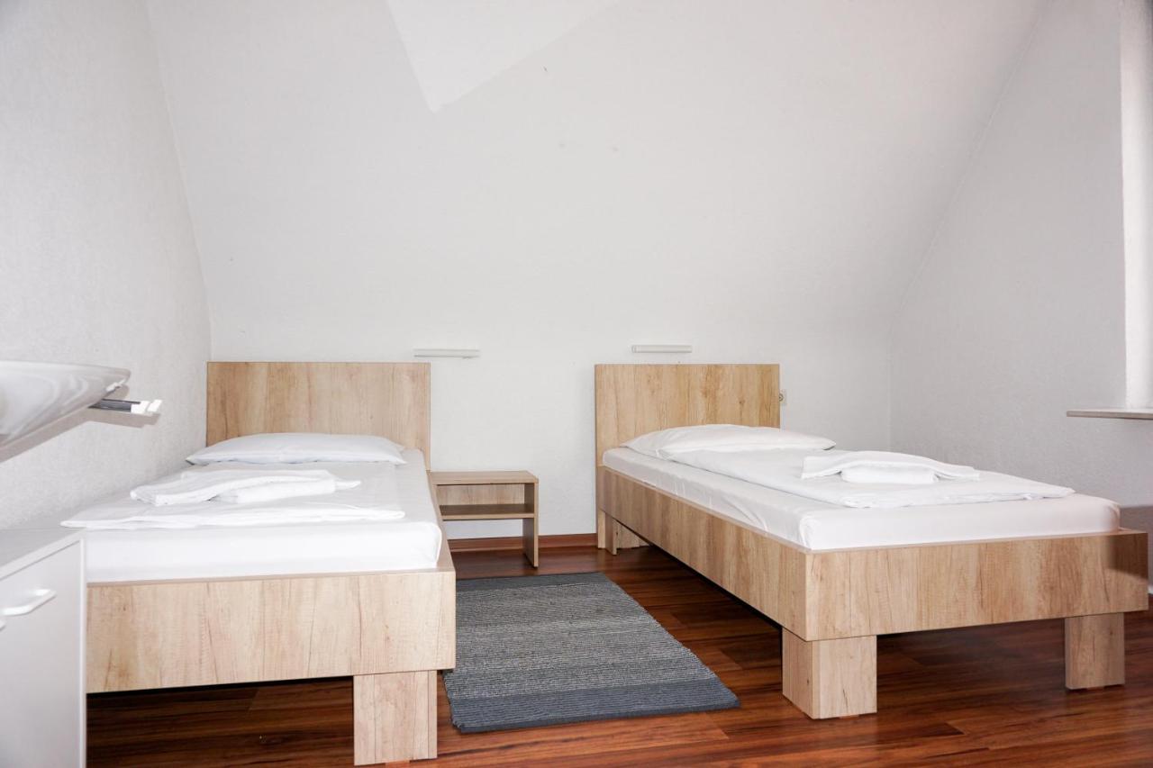 Hotel Kreuz Schwäbisch Gmünd Esterno foto